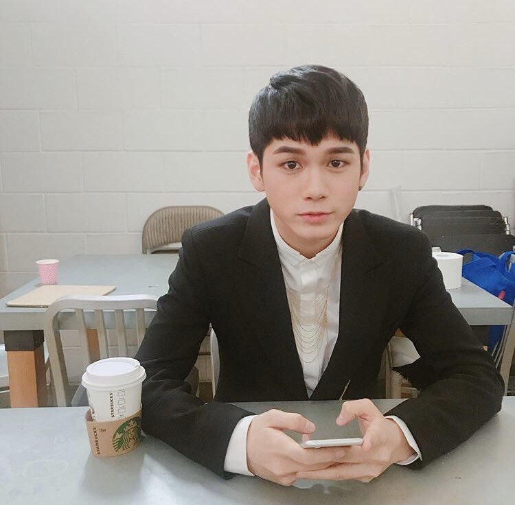 n년전 오늘의 개안즈 tweet media