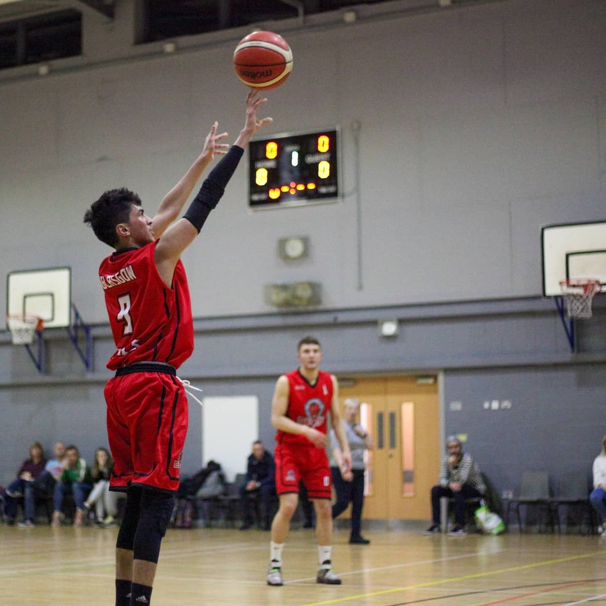 glasgowdevils's tweet image. Zahid Khan, #9 SLBA Div 2 Season 19/20

197 Points | 10.9 PPG
40 Rebounds | 2.2 RPG
15 Assists | 0.8 APG
26 Steals | 4.3 SPG
28 Turnovers | 1.5 TPG

Best Performance: 30 PTS, 5 REB, 2 AST, 2 STL
YouTube Highlights: buff.ly/2UG5L8w

#glasgowdevils #hornsup #glasgow #bball