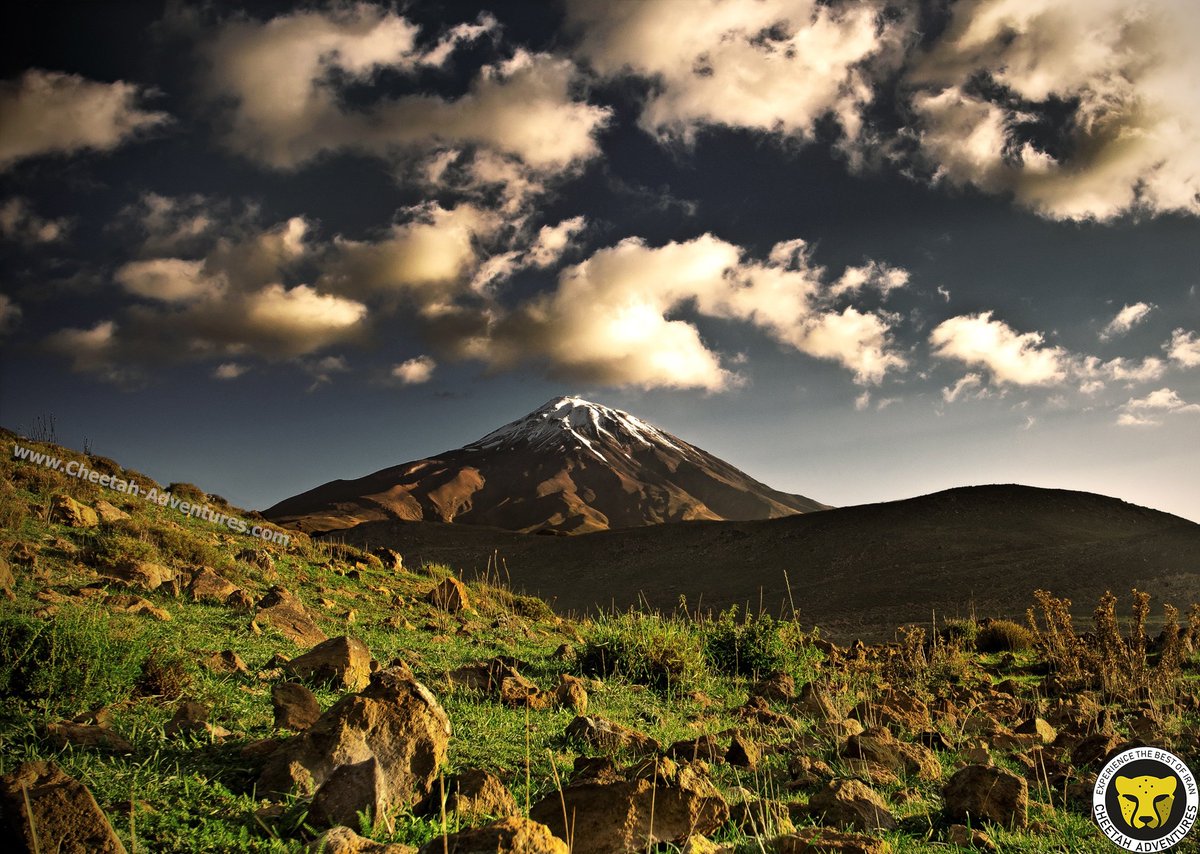 #Damavand
Mount Damavand (5610 m) is the most prominent peak in Iran and the Middle East. This potentially active volcano is also the highest one in Asia.
#iranTour #Cheetah_adventures #traveler #Visit_Iran #photography #adventure #mountain #bpk2winter #climbing #mountaineer https://t.co/lqo5GX0RmR