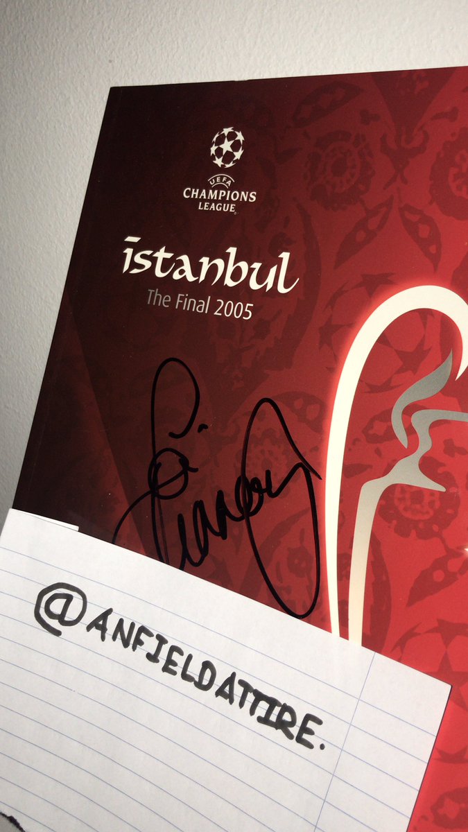 anfieldattire's tweet photo. For anyone doubting how genuine my appeal/auction was and whether or not I actually have the programme someone gave me this idea. Times are very tough and I find it very pride swallowing appealing to reds on here for help but anyone wants to know more DM me ❤️ thank you 🙏 https://t.co/0YxXAh6d5E