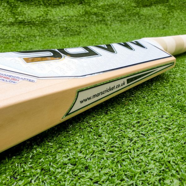 marscricket's tweet photo. NEW FOR 2020: The core range boasts all white decals with 3D embossing textures.

https://t.co/QpKahd3HrL

#TeamMC #Cricket #Bats #Core https://t.co/b8JM8cygbr