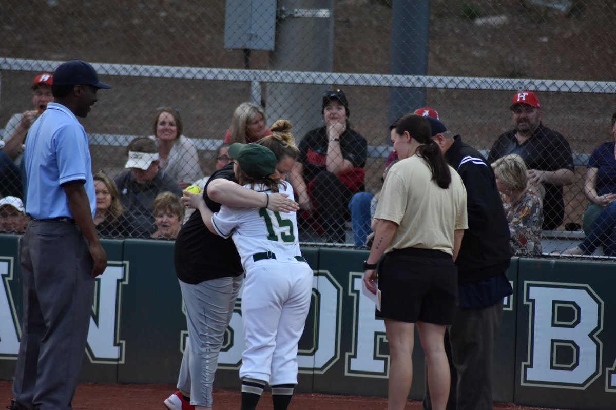 MBHSSpartanSB's tweet photo. Post a pic of you coaching!!

Once nominated you have 24 hours to respond or you donate $20 to a local charity. You then nominate 4 coaches. I was challenged by @MBHSTrack. I nominate @vmkwebb @coachjane12 @mbhsvball and @MB_Baseball https://t.co/Sqlfq4tcCR