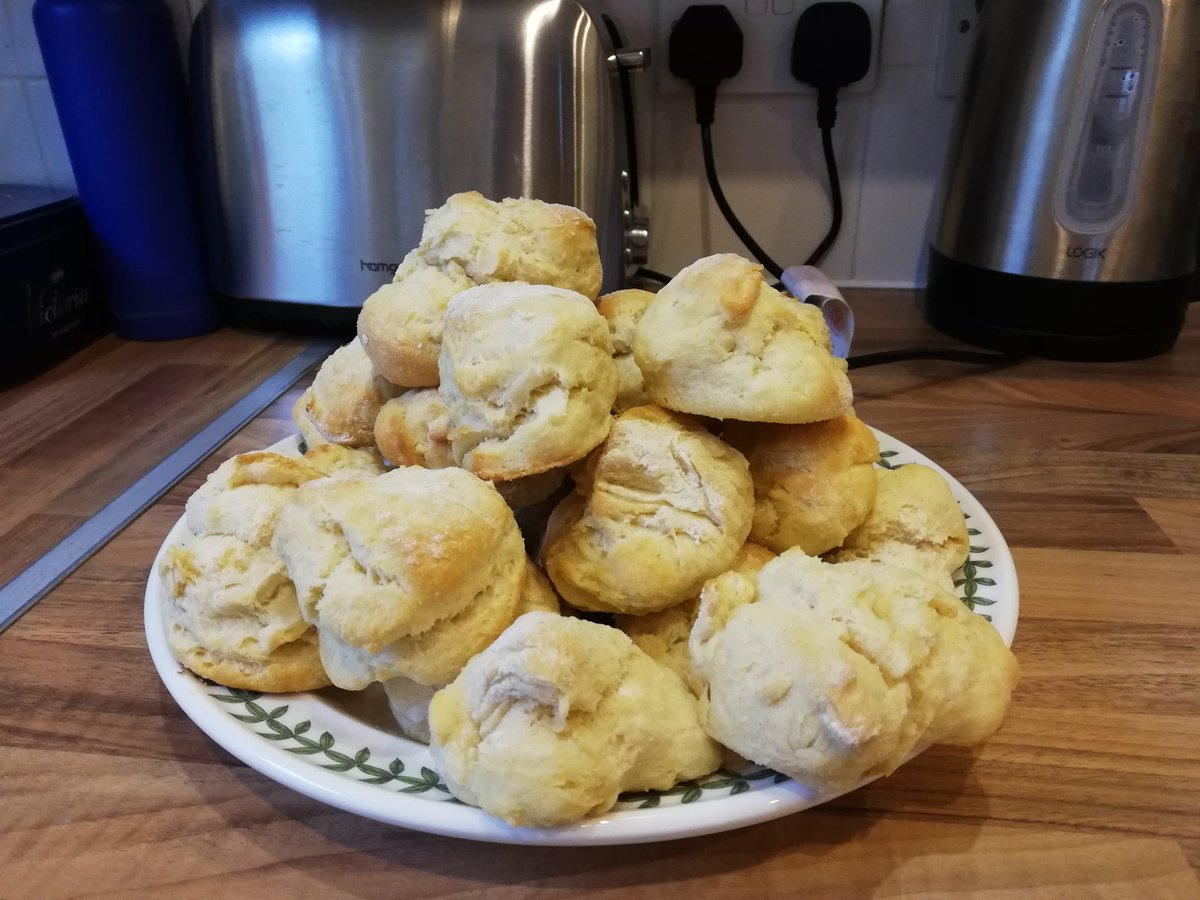 Andrestrujado's tweet photo. Finished a batch of mini scones for the weekend... ahem... They will not last that long 😋🤤 #Bakingnow https://t.co/fMjhKvu3AQ