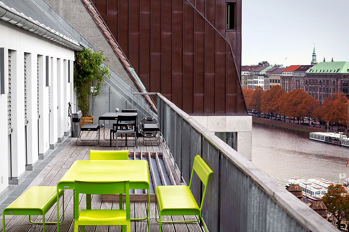 SYZYGY lädt ein: zum DIGITAL LUNCH
Im Homeoffice verbringen wir freitags 14.oo die Mittagspause miteinander &amp; jetzt darfst du dabei sein! 
Speaker diese Woche: Johannes Müller, VP Corporate Communications BSH. Thema "Getting Purposed" 
Wir freuen uns drauf bit.ly/2R2aL66