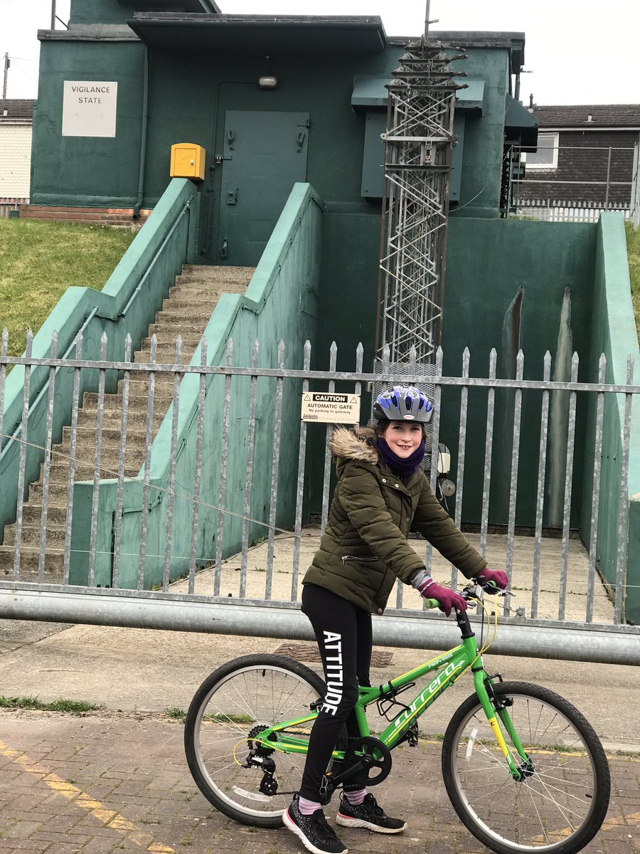 dawn_theaker's tweet photo. @CarrJuniorYork #carryear6 during Millieโs daily cycle we stopped by the local war bunker (mini history lesson)! Sheโs looking forward to exploring inside one day - hopefully in the not too distant future๐ค#englishheritage #coldwarbunker #York https://t.co/LCD4ETp6rl