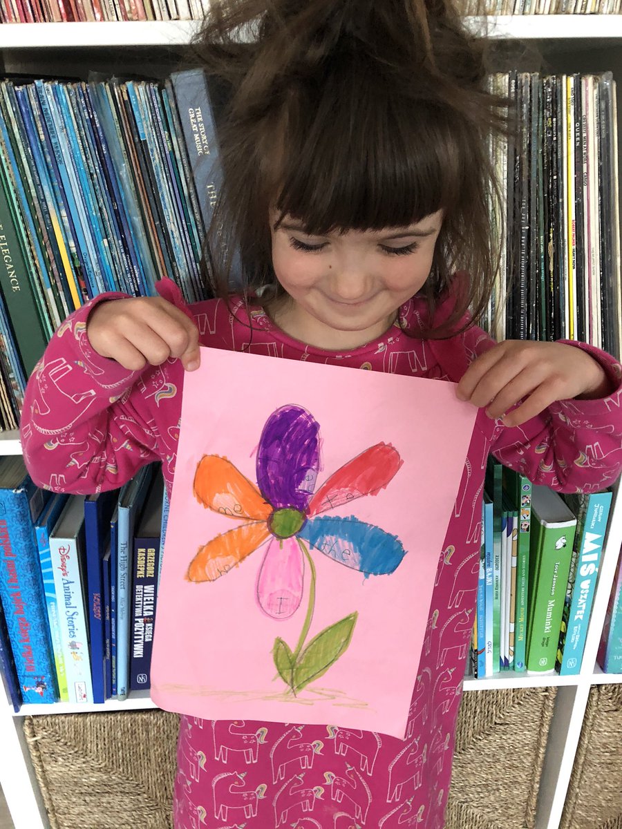 niedbalson's tweet image. Julia’s flower #commonwords #WardieP1 #TeamWardie @WardiePS