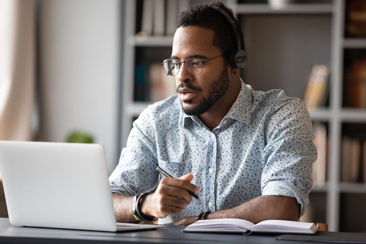 LodgingMagazine's tweet photo. Hotel employees can take advantage of free training and courses during #COVID_19: https://t.co/rfYk7SYoip @AHLAFoundation https://t.co/kKaQwvW6m1