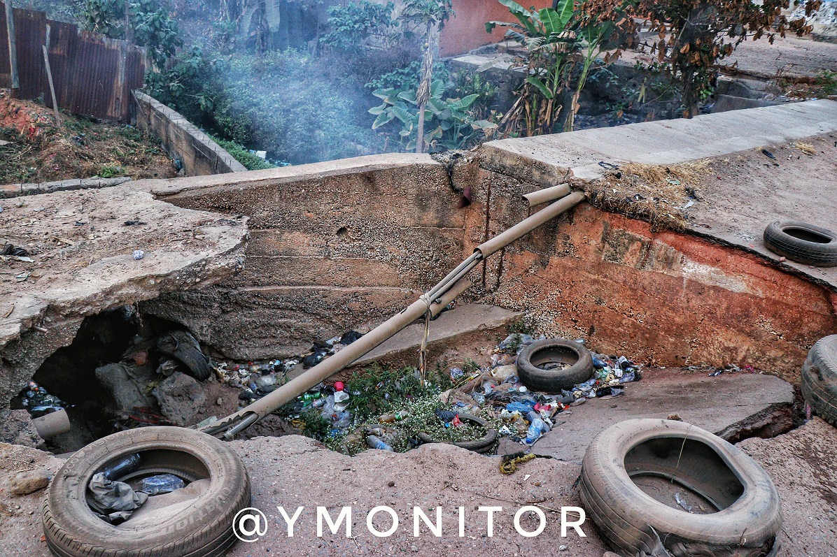 ymonitorng's tweet photo. Itori-Oke in Ogun state. This section of the road is life threatening, and requires immediate palliative measure. We call on the Ogun state authority to address the situation of this road.
@dabiodunMFR
#Fixthispothole
#Potholetracker https://t.co/3UtuFExnEw