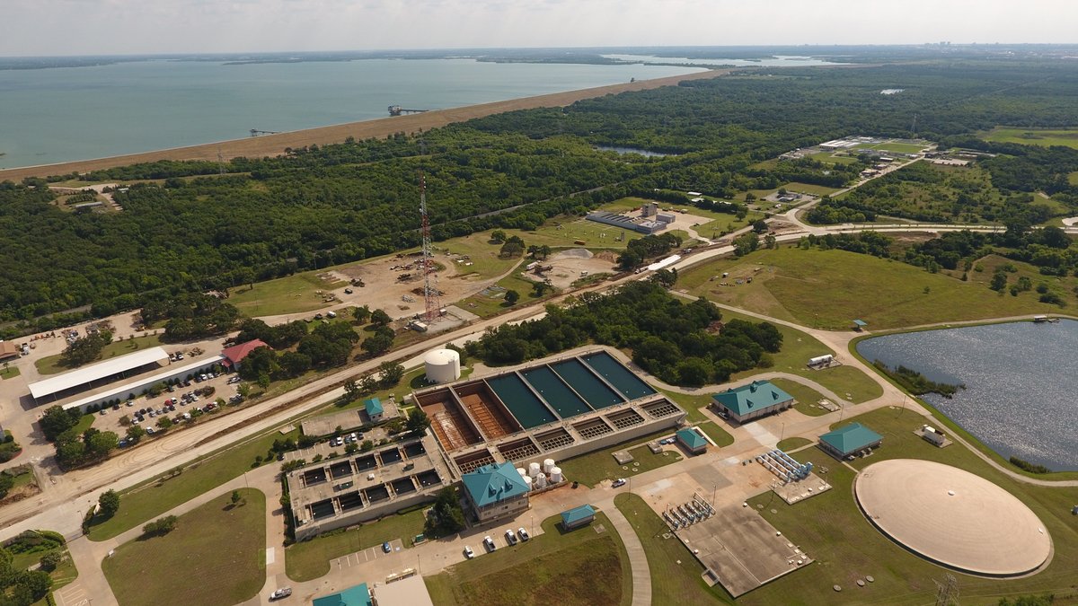 UTRWD's tweet image. We're here to serve our communities with award-winning  drinking water &amp;amp; wastewater service 24/7/365 --- and that's no joke! #AprilFoolsDay utrwd.com