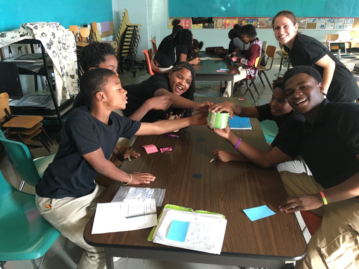 WayneGradSchool's tweet photo. Time Jumpers, an advocacy program run by Warriors from the archaeology department, teaches kids in Detroit classrooms the value of archeology through hands-on demonstrations, such as excavating chocolate chips from cookies. #GraduateStudentAppreciationWeek #WSUGSAW @AnthroAtWayne https://t.co/VzCOG89g87