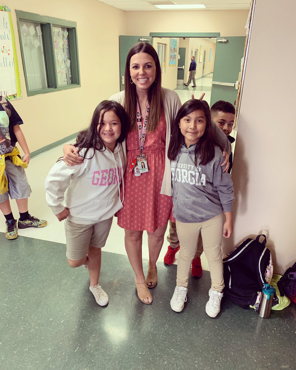 Chelsea Holland (@chelclynn06) on Twitter photo Shout out to all of my students working SO hard from home, and parents for keeping in contact with me through <a href="/ClassDojo/">ClassDojo</a> ! Also, shout out to my AMAZING admin for all the daily support! <a href="/ChristineTamay0/">Christine Tamayo</a> <a href="/DaringDragonAP/">Robert Aguilar</a> <a href="/DavidsonCSD83/">G. Frank Davidson School</a> <a href="/CartwrightSD/">Cartwright District</a> #closednotclosed 💜💜 Shout out to all of my students working SO hard from home, and parents for keeping in contact with me through <a href="/ClassDojo/">ClassDojo</a> ! Also, shout out to my AMAZING admin for all the daily support! <a href="/ChristineTamay0/">Christine Tamayo</a> <a href="/DaringDragonAP/">Robert Aguilar</a> <a href="/DavidsonCSD83/">G. Frank Davidson School</a> <a href="/CartwrightSD/">Cartwright District</a> #closednotclosed 💜💜