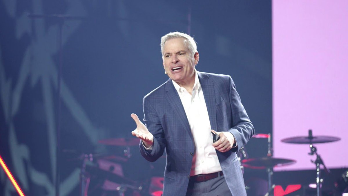 Ideas to share even while working remotely: Are you an ideal team player? @PatrickLencioni  #TEDxUniversityofNevada terri.es/2WZzQCL