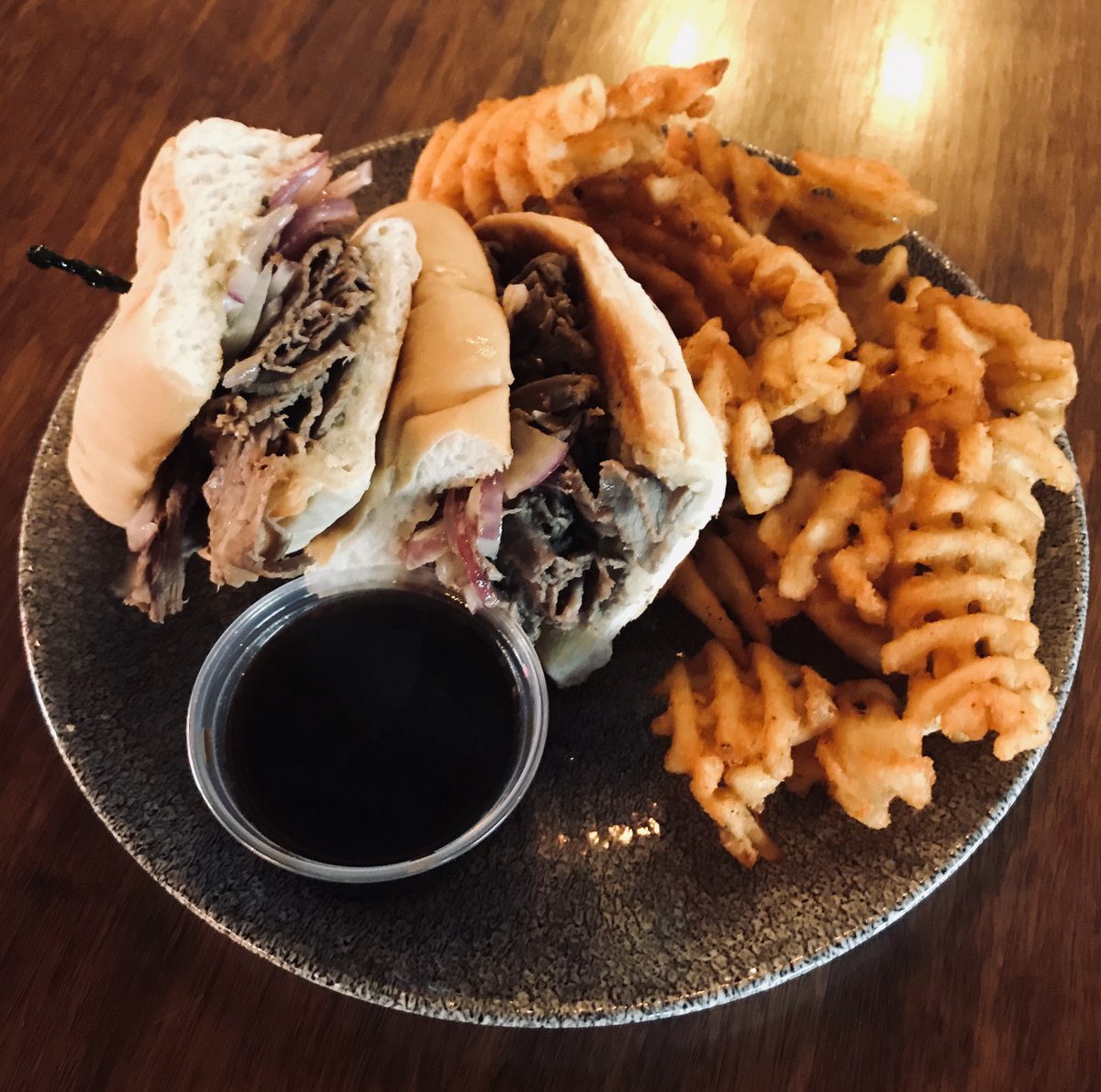 IT’S BEEF DIP DAY! Today only, order a beef dip over the phone for curbside pickup and get it for only $11! That’s right, a fresh beef dip sandwich with your choice of side for just ELEVEN DOLLARS. Phone 403-329-0123 and take advantage of this awesome deal.