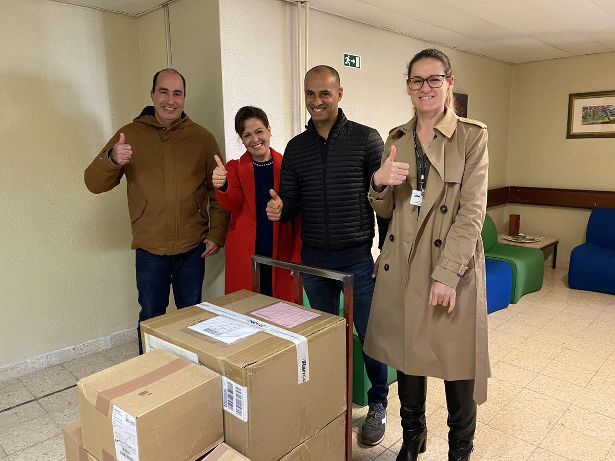 As máscaras já estão no Hospital Garcia Da Orta!
Mais uma vez obrigado todos os que contribuíram .👏👏👏 Continuaremos a ajudar no que pudermos ! #fiquememcasa