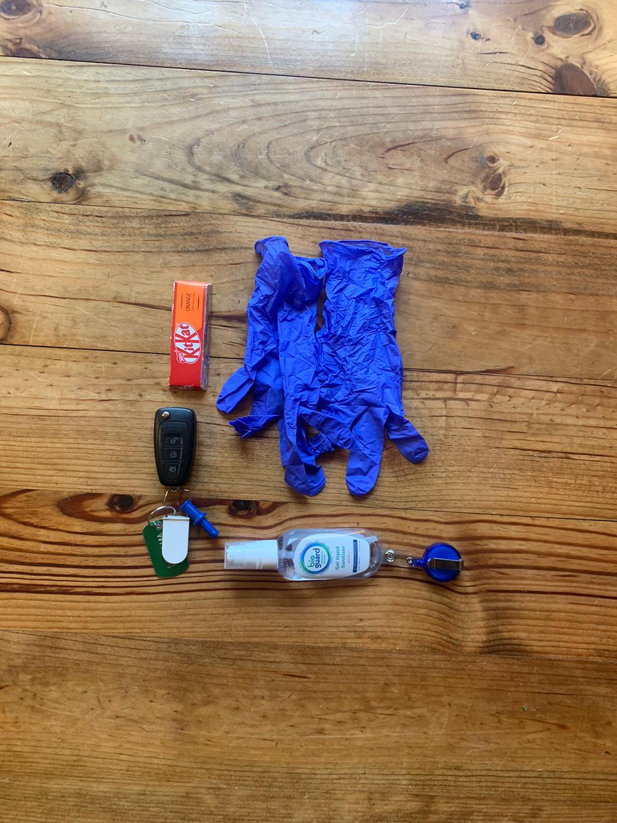 Me and <a href="/999jim/">Jim Stokes</a> are on our second shift in London, we compared our #EveryDayCarry

If Littmann or Leatherman are reading this, I already have a Lightweight II stethoscope, a Surge and Raptor Shears.

If Nestle are reading this, Jim's kitkat is already gone...