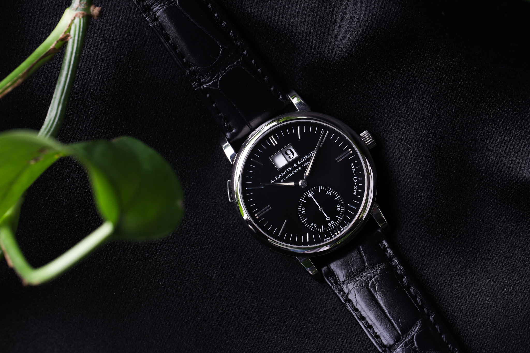 WatchBox Global on Twitter "Made from 1997 to 2007, this 37mm white