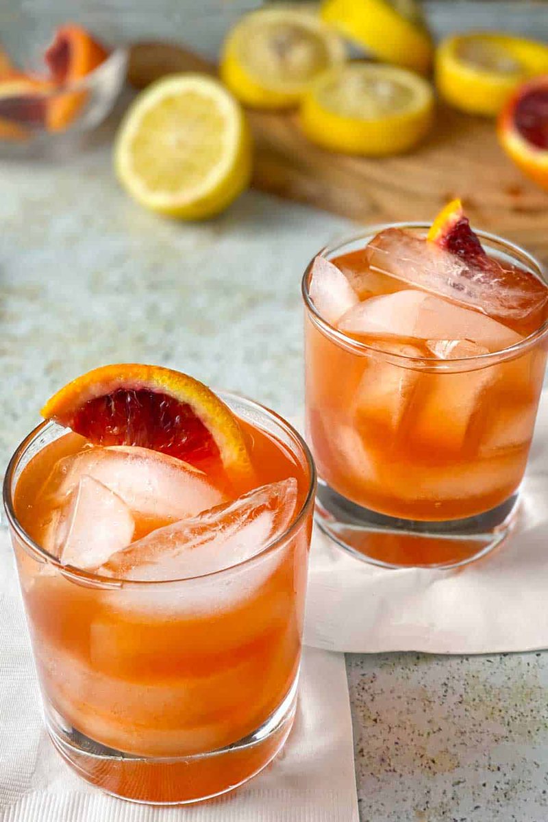 foodista's tweet photo. Paper Plane Cocktail from @lisagoldfinger Foodista's Drink Blog of the Day! https://t.co/C4B2o8IDqa #Foodista #DBOD #Drink #cocktail #paperplanecocktail #bourbon #bourboncocktail #amaro #aperol #lemonjuice #foodistagram #drinkstagram https://t.co/cmeOcOzLxH