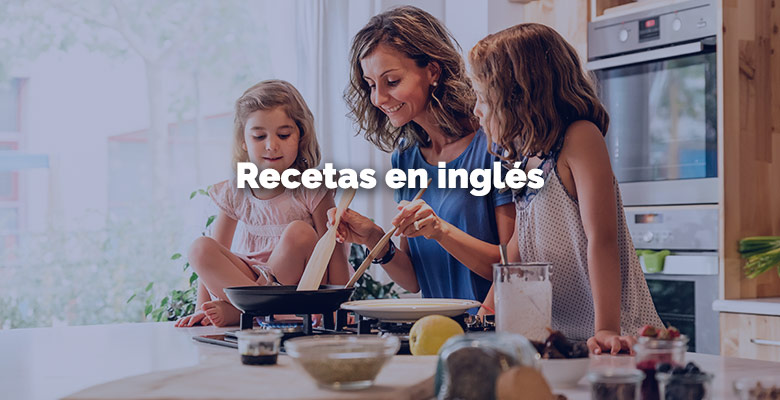varonasinstitut's tweet photo. Hoy os traemos unas recetas en inglés para todas las edades 😍
Desde el más pequeño de la casa hasta el más experimentado en la cocina podrán disfrutar de aprender inglés a la vez que se divierte cocinando 👨‍🍳
¿Te atreves a ser chef por un día? 
⏩ https://t.co/89rp2DU5ZU ⏪ https://t.co/tpf2g2jdat