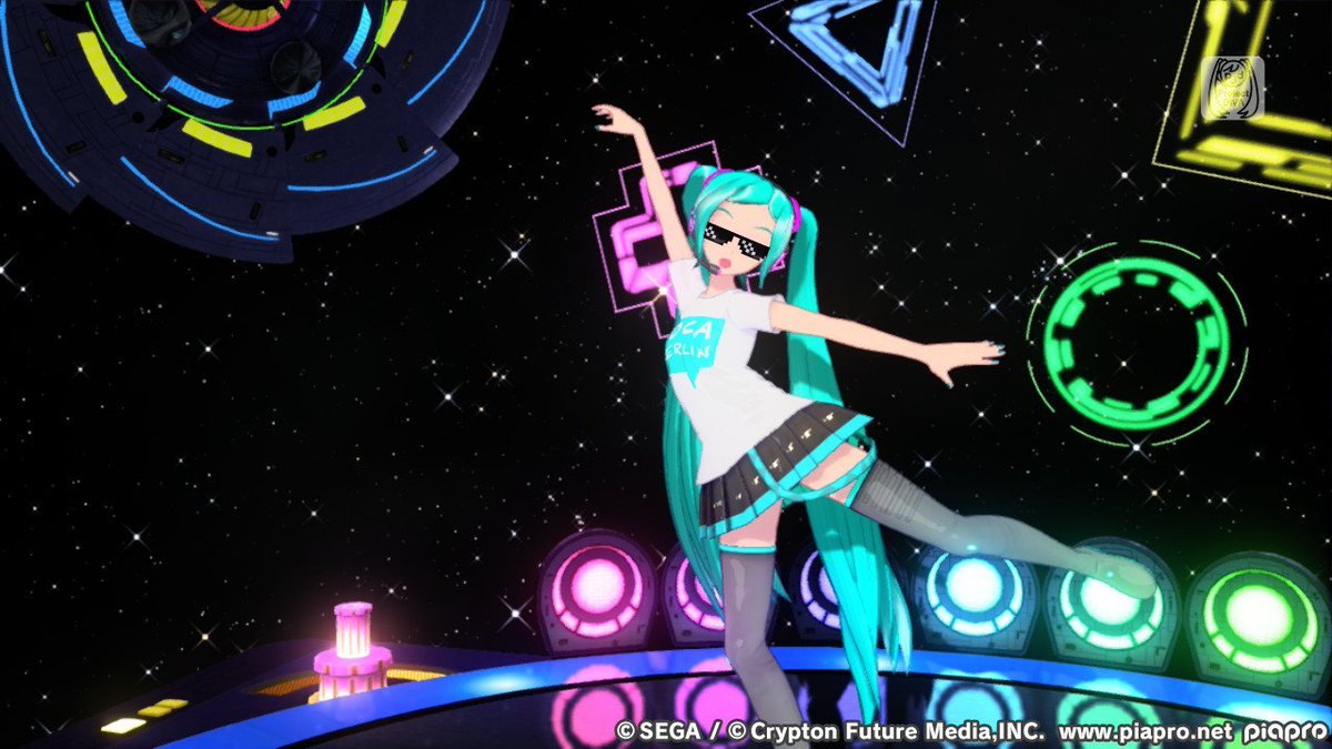 VOCABERLIN's tweet photo. OMG, we have got an eShop download code for a new accessory in #projectdiva #mega39s!
Doesn't it remind you of somebody???
We have been told that more DLC codes will be published in the next weekly Famiitsu magazine issue!
#VOCABERLIN https://t.co/nTl338fa7l