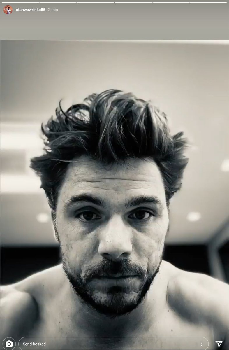 chda7777's tweet photo. Stan is bored tonight again it seems...😂 #FunnyGuy #GreatHumour #StanTheFunnyMan #Wawrinka (his instastories) https://t.co/Ke2j4kX4j5