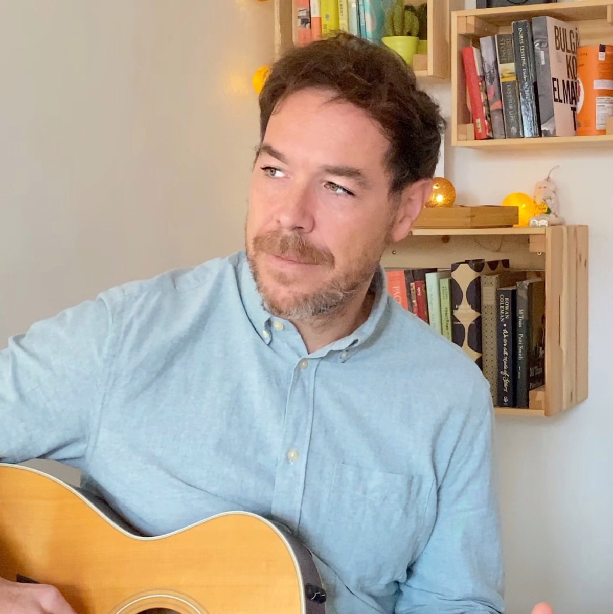 No se si os ha pasado que habéis dicho... voy a aprovechar esta cuarentena para hacer esto y lo otro... y llevamos 18 días y no te has puesto!!😅😅😅

Animo!! jaja no hay 19 malo!! Mañana toddo el mundo a por ese propósito!!

#quedateEnCasa #yoMequedoEncasa #proposito #cuarentena