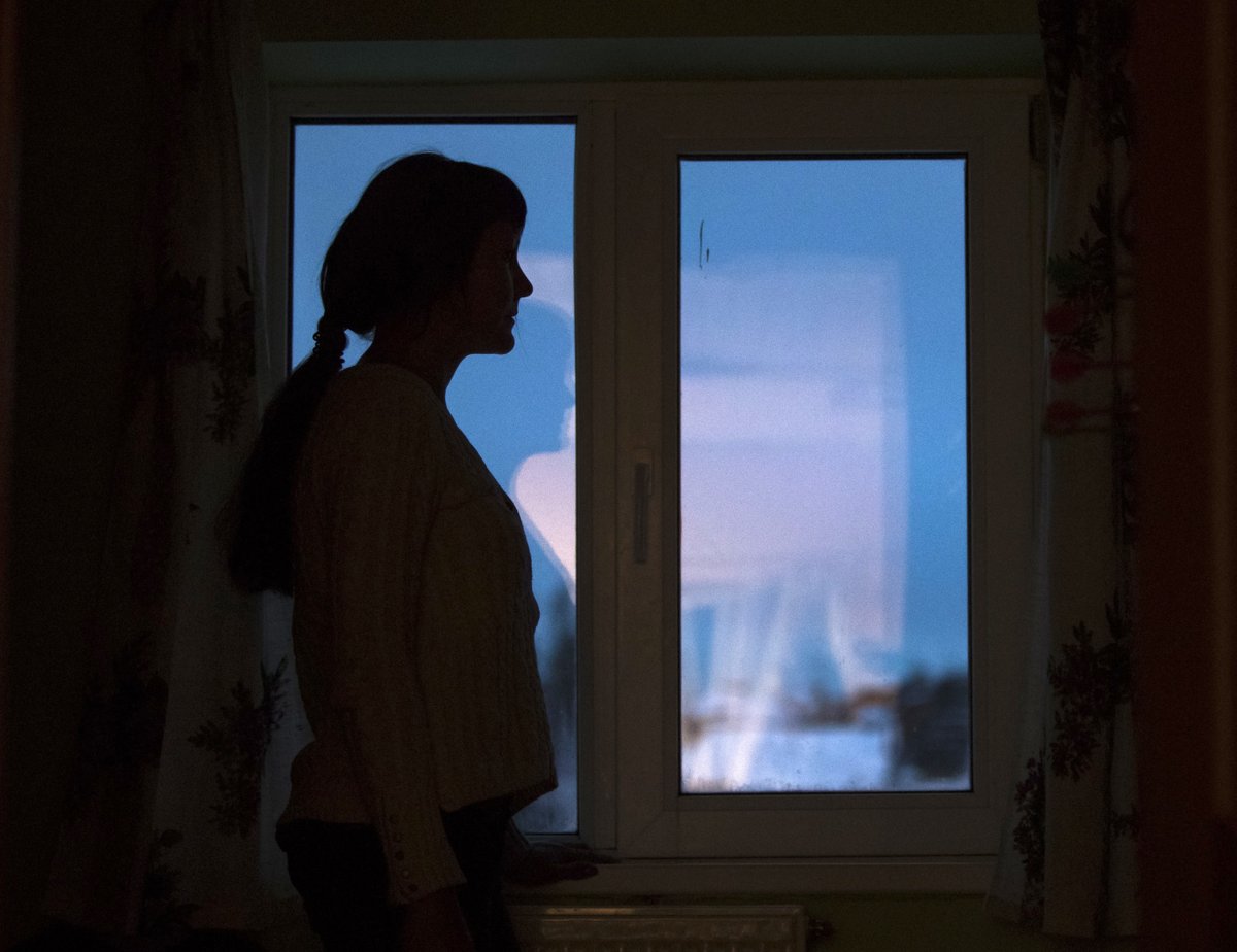 ajplus's tweet photo. Calls to Spain's domestic violence helpline rose 12.4% since #coronavirus lockdown started, and online visits are up 270%.

Other countries with lockdowns report similar surges.

If you or someone you know needs help, call:
(U.S.): 1-800-799-7233 https://t.co/2H8BjkuFVU