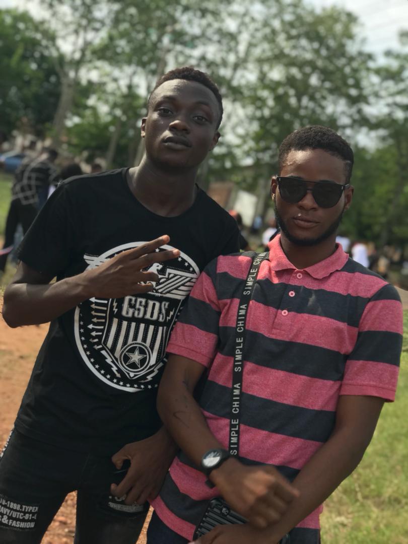 PlatiniDC's tweet image. Sign out with Educated and Big sam
Mapoly groomed me...
#MAPOLYmypoly
#MAPOLYtotheworld
@EducatedOG @SamOluwagbemi