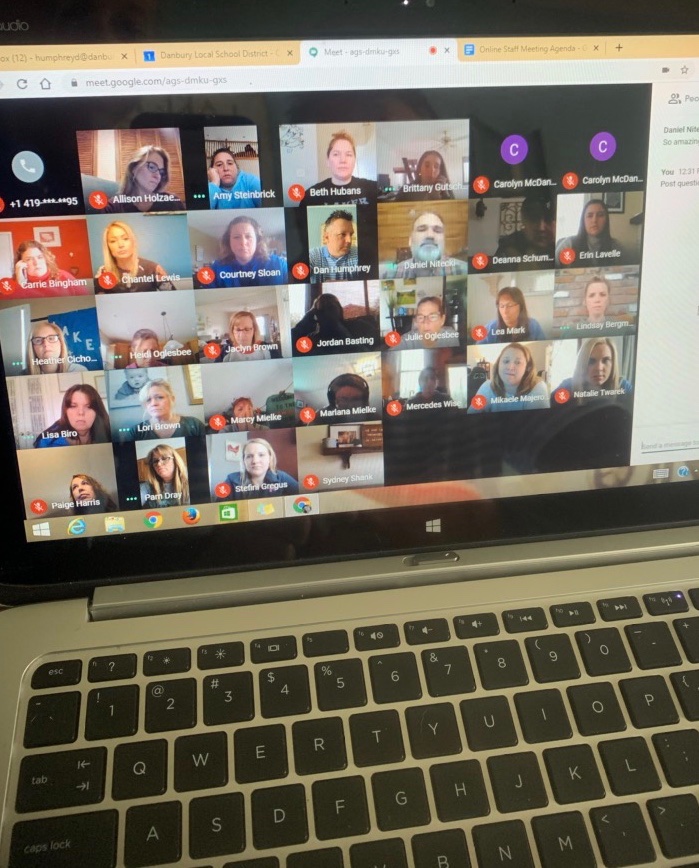 MrDanHumphrey's tweet photo. Two successful online staff meetings today, first grades 5-6 and then PK-4. Very proud of our teachers and staff working hard with our wonderful families. All For The Kids!
#excellece #relationships https://t.co/7rk0f3J5r8