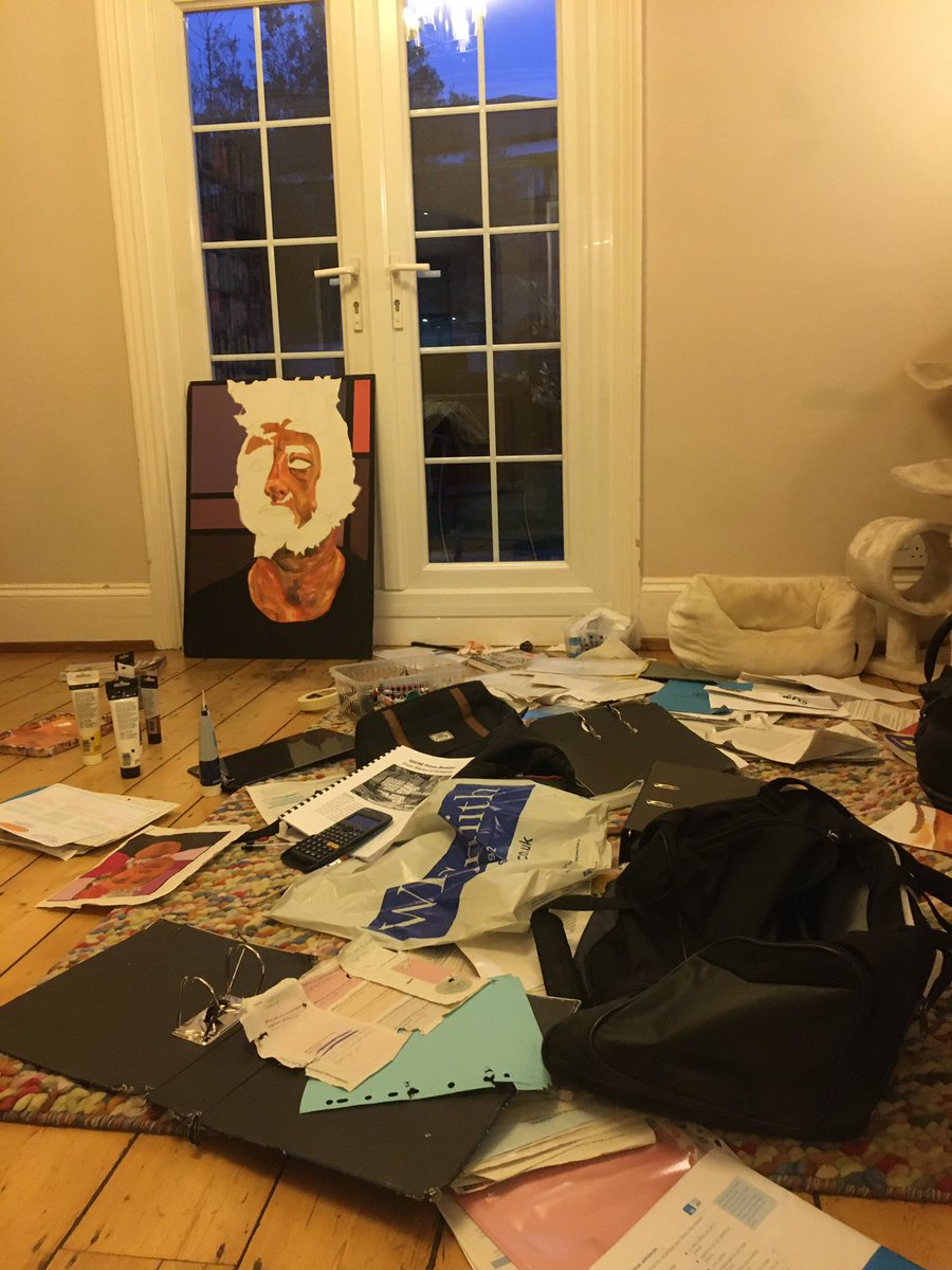 Pants, Manchester tweet media