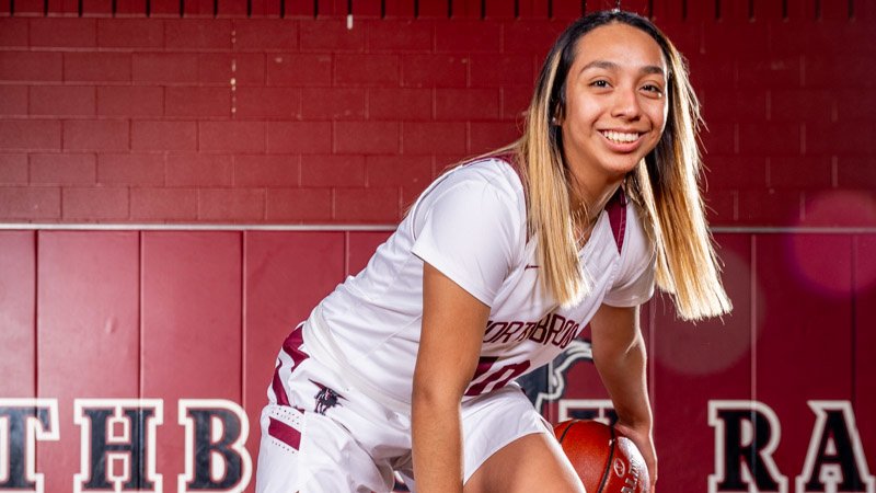 vypehouston's tweet photo. Spring Branch ISD Playmakers powered by @BankTCB 

VYPE highlights five athletes from Spring Branch ISD in this edition of @SBISD Playmakers Powered by Texas Citizens Bank.

READ: https://t.co/rGNUNjY1Yz https://t.co/4T2PUaNhfz