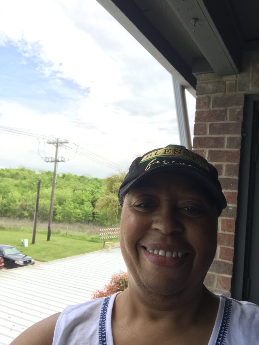 MsJonesSCE's tweet photo. Hello Ya'll I'm out of there!!!! Safe for our April virtual fire drill 
@StewartsCreekES
! 
@LewisvilleISD 
 should be so proud! https://t.co/3YuYa2Ghqz