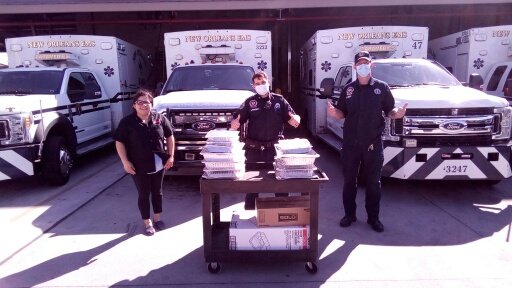 GulfSails's tweet photo. Three Chef's Brigades built out and engaged. We are feeding the NOPD communications center, the New Orleans EMS and the staff &amp; nurses at Lambeth House and we're approaching speeds of launching a brigade every 36 hours.

https://t.co/EoZCviImji https://t.co/YrMxqV28oS