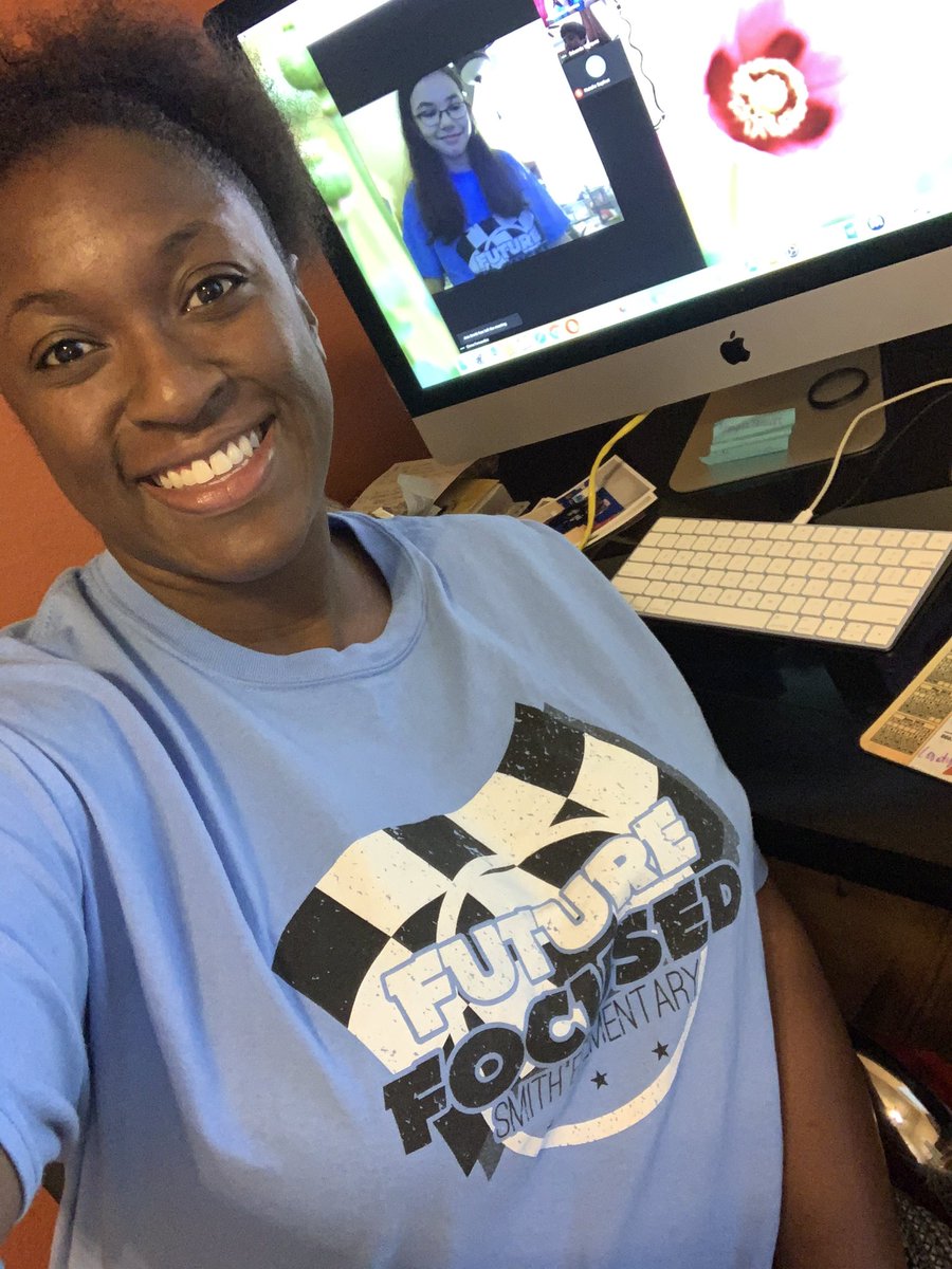MsPeterson_4's tweet photo. Twinning with a couple of my 4th graders during our live sessions over Quadrilaterals 🤗 #SmithLeopards https://t.co/ReXarGIRdJ