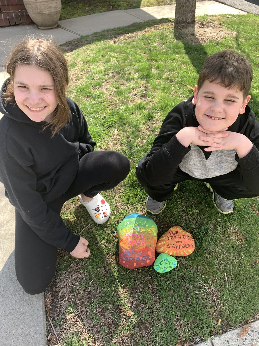 JillShaughness2's tweet photo. Painting inspirational rocks! #inspiring  #smile #takeawalk @ldalessandro15 @MargaretTruppa @MenloPark19 https://t.co/RGCe9s0Kr7