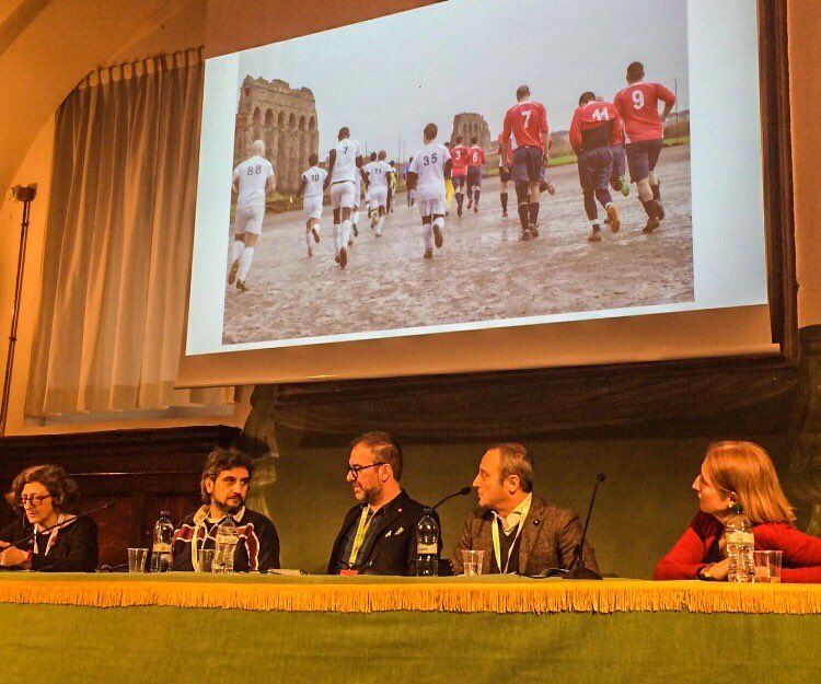 Oggi come allora, un privilegio. Grazie @_arianna e @journalismfest per avere concesso al docuweb #NessunoInFuorigioco un panel dedicato a #ijf18 per parlare di calcio, integrazione e inclusione sociale in Italia. Occasione in più per ricordare il compianto Mauro Valeri 🙏🏻🌍⚽️