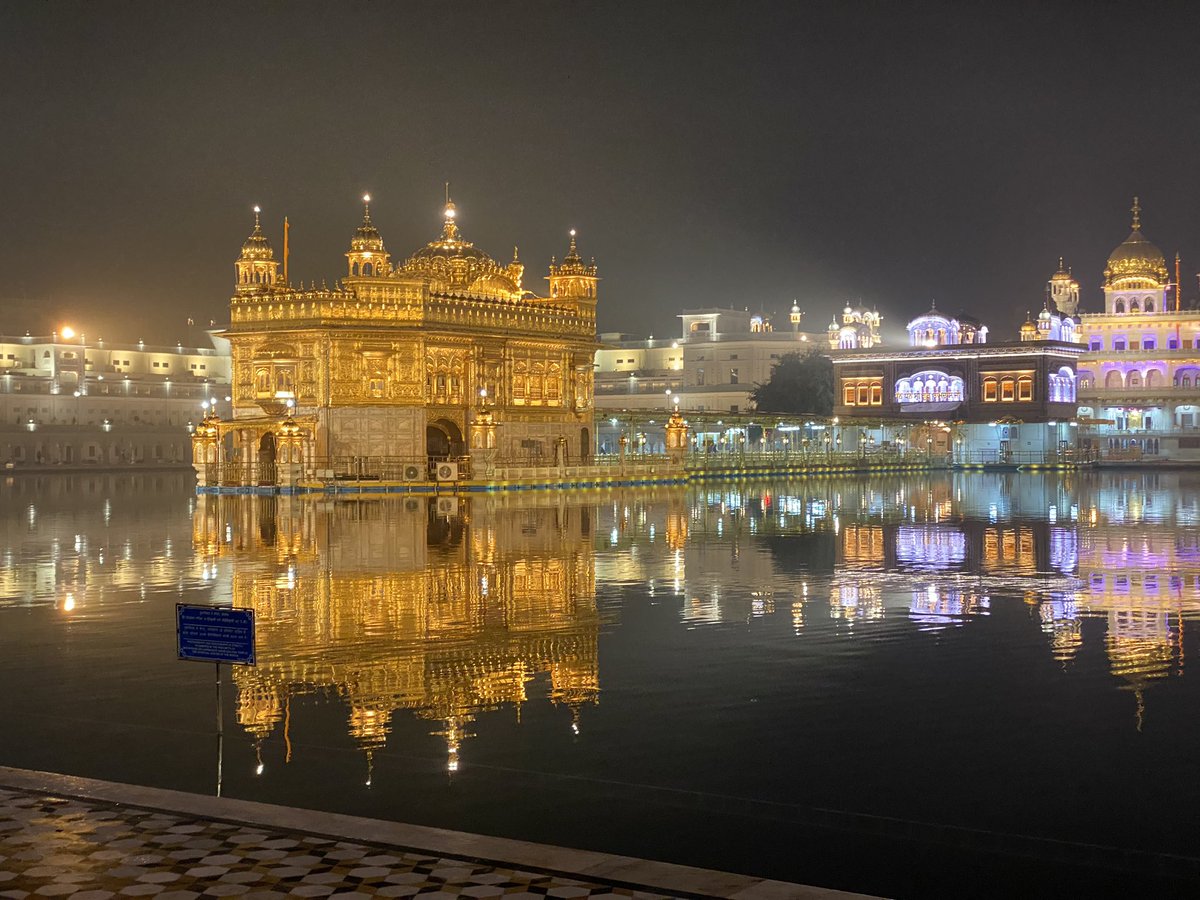 In India, you’re taught that there are certain qualities that make you a divine human being. #goldentemple 
#comeexplorewithus #travel #India #Incredibleindia #orangedmcindia