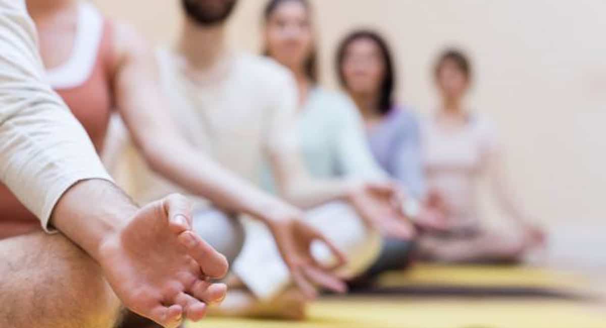 Méditation en direct tous les matins à 7h en semaine, 8h30 le week-end, sur mon Facebook public. On est déjà des milliers à se réunir, joignez-vous à nous et invitez vos amis <3
business.facebook.com/FranceGauthier…