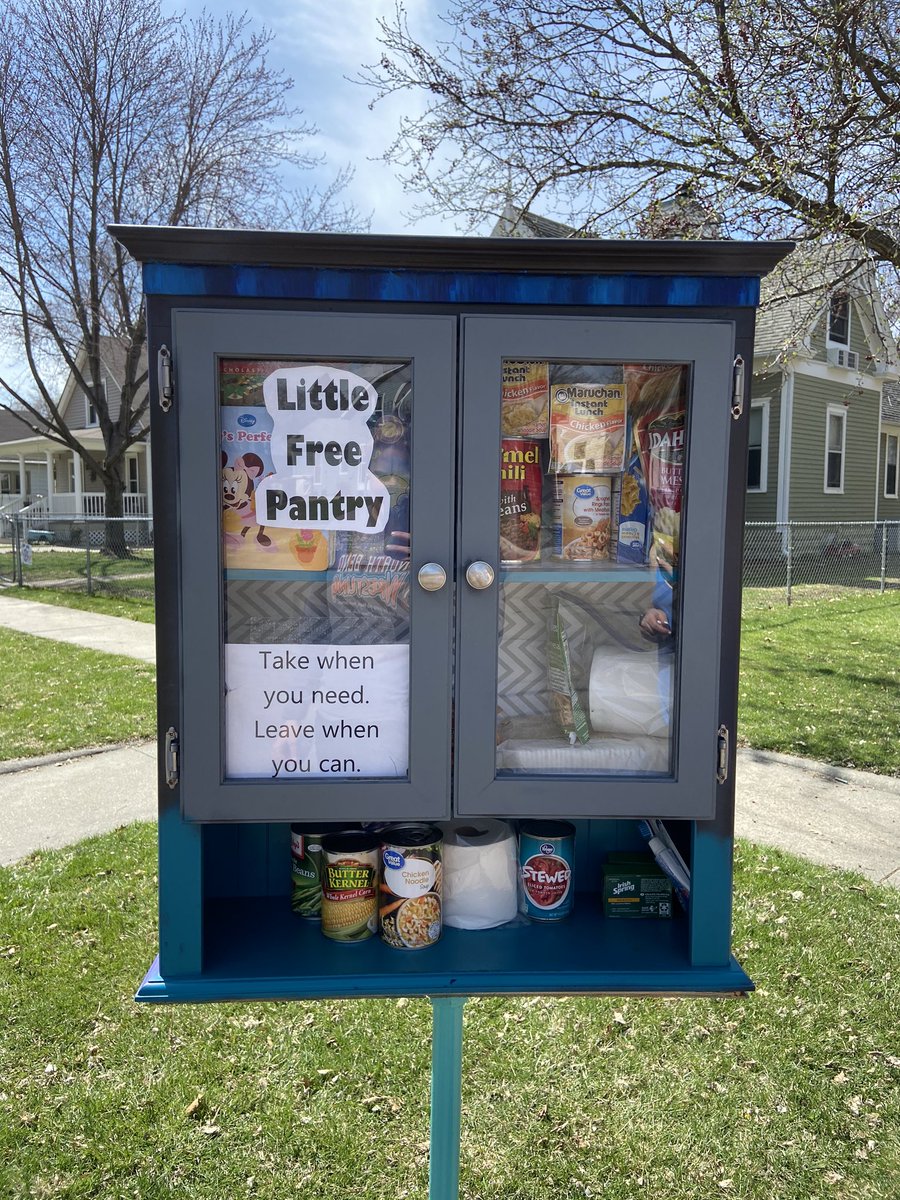 depfrankDCSO's tweet photo. Little Free Pantry!!!
Take when you need, leave when you can!
We understand times are tough right now, but if we stick together we'll all get through this!
14th &amp; Union St. in Fremont
Stay Healthy Everyone!
Love,
The Union Street Clan 💜 https://t.co/PTyrzbf3XW