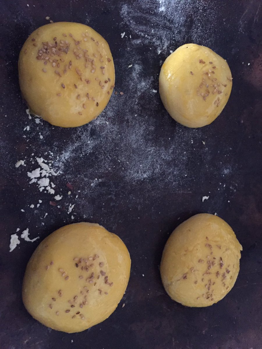 AdyDug's tweet photo. Confinement = prise de poids 🤣🤣#StayAtHome #homemade #cestmeilleurfaitmaison #bioetbon 😋😋 https://t.co/BkeTwXz5J7