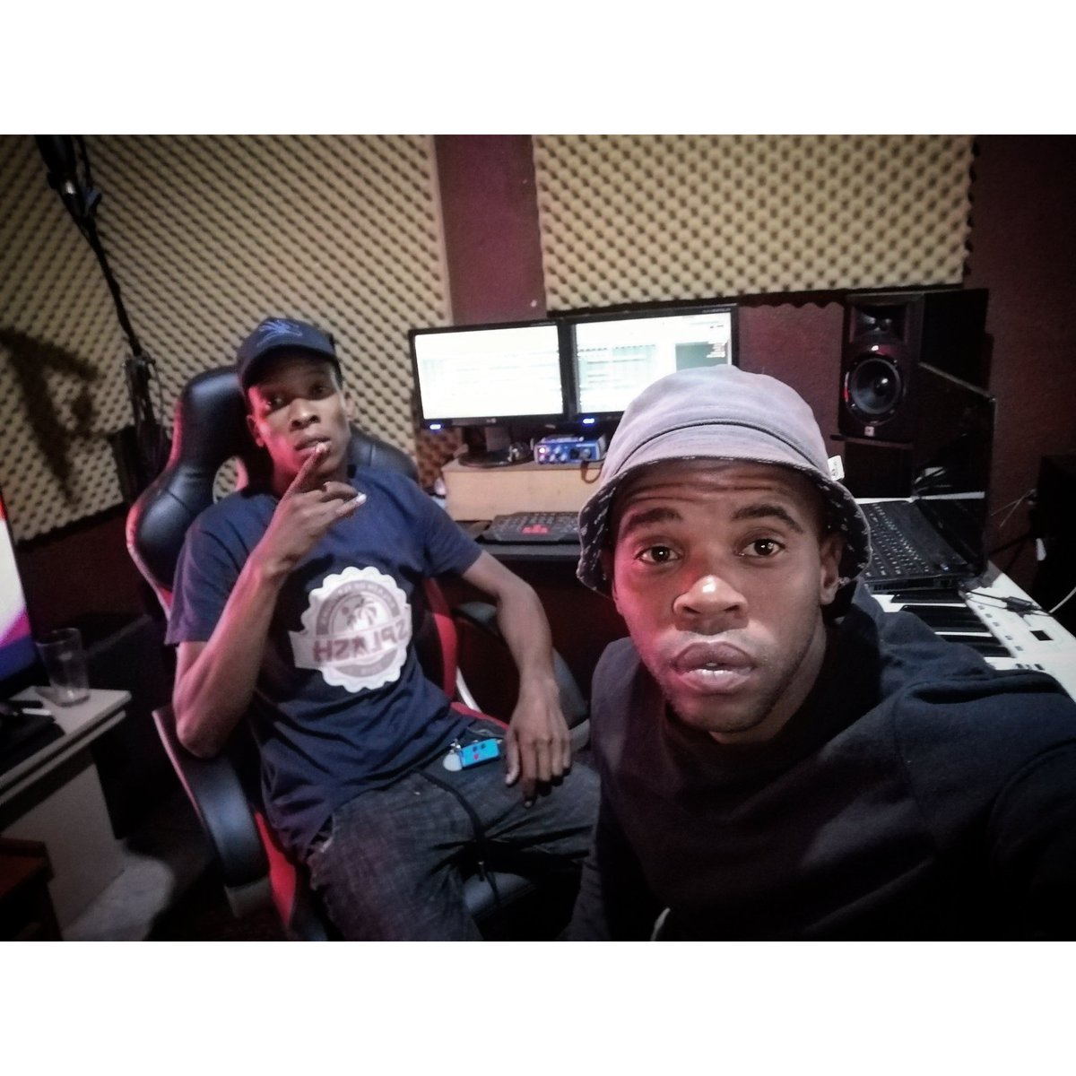 Kaofella's tweet photo. With My Boi Vinno In Studio @Kaofella Studios https://t.co/NSdQeWvmRq