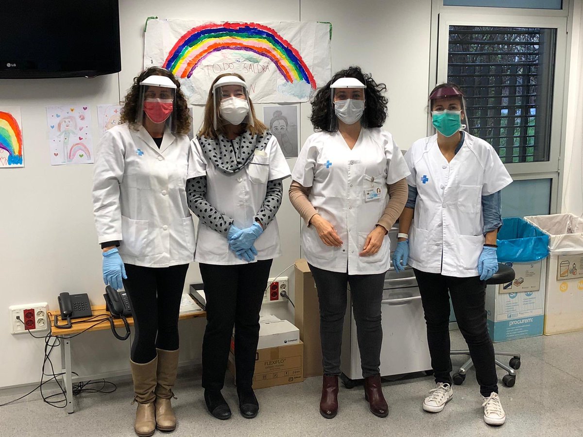 deviatgemolins's tweet photo. #molinsderei #molinscovid19 Des de deviatge col·laborant amb impressions de viseres 3d pel nostre personal sanitari, junts sortim d'aquesta! https://t.co/SYVMJqb4cC
