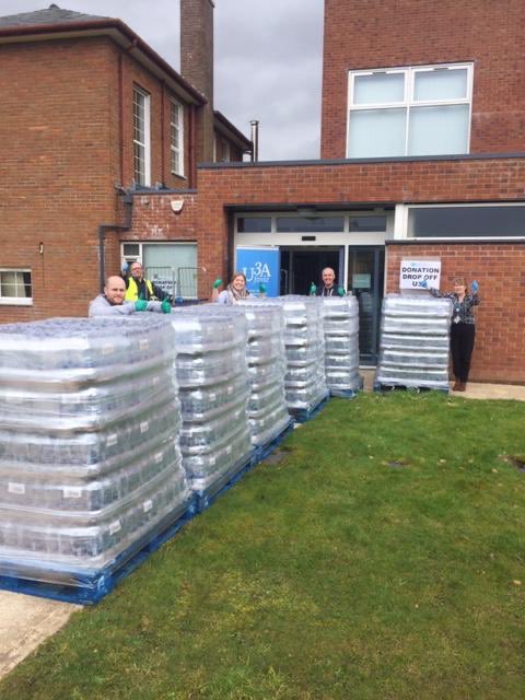 robinhoodprcv19's tweet photo. A big thank you to Tom McCusker and Tennent's NI (C&C Group) for kindly donating 21,000 bottles of water to hospitals across N.I. through the #RobinHoodProject. The team at Altnagelvin were pleased to received the first pallets today!
#Covid19 #SupportKeyWorkers #RobinhoodProject https://t.co/6ljxGc9sKv