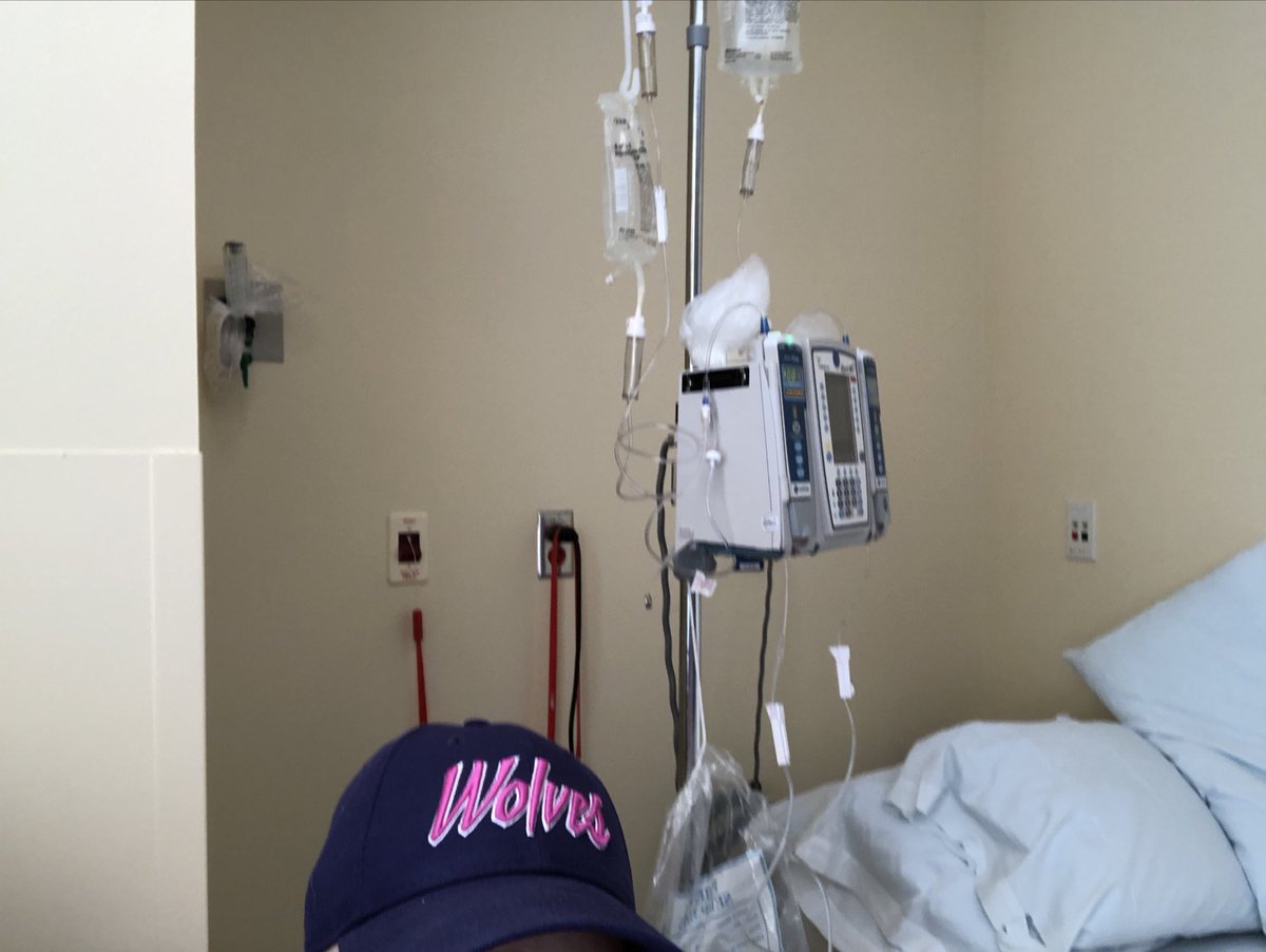 smspring522's tweet photo. Representing while getting chemo! #Timberwolves #INeedhoops https://t.co/mXRLhHShx4