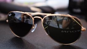 donmesh's tweet image. Ray-Ban sunglasses discounts are now only $24.99 each! Only one day! bit.ly/2UCf3Ui