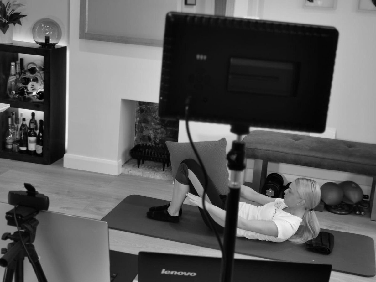 Kate Hindley tweet media
