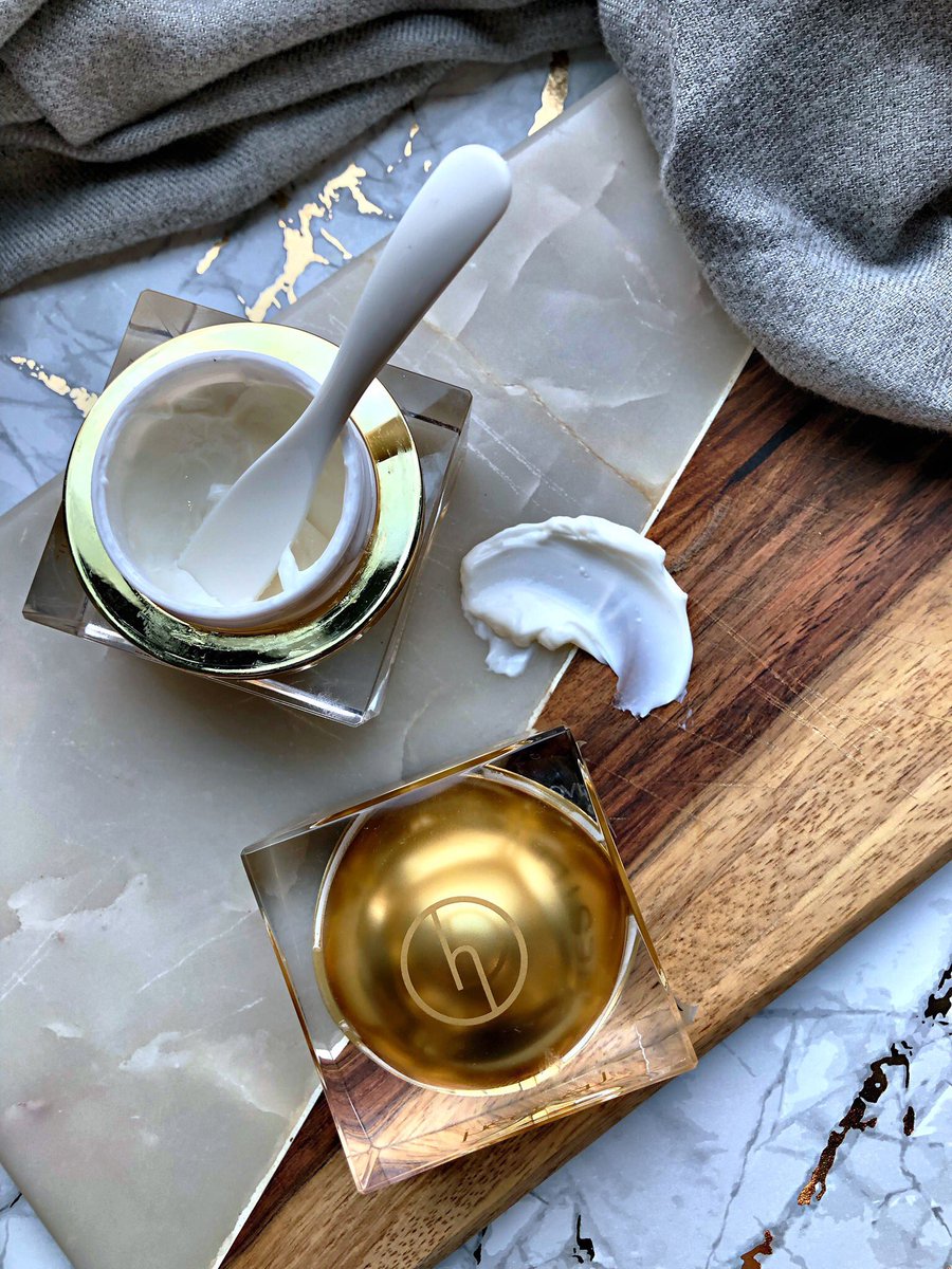 HeavenMens's tweet photo. Our #BeeVenomMask is our signature product containing our special formula #ABEETOXIN available in three different strengths, Silver, Black and Gold! 🐝
#HeavenMens #malegrooming
https://t.co/wZ7mZLGm1S https://t.co/8bSv4tkYTF