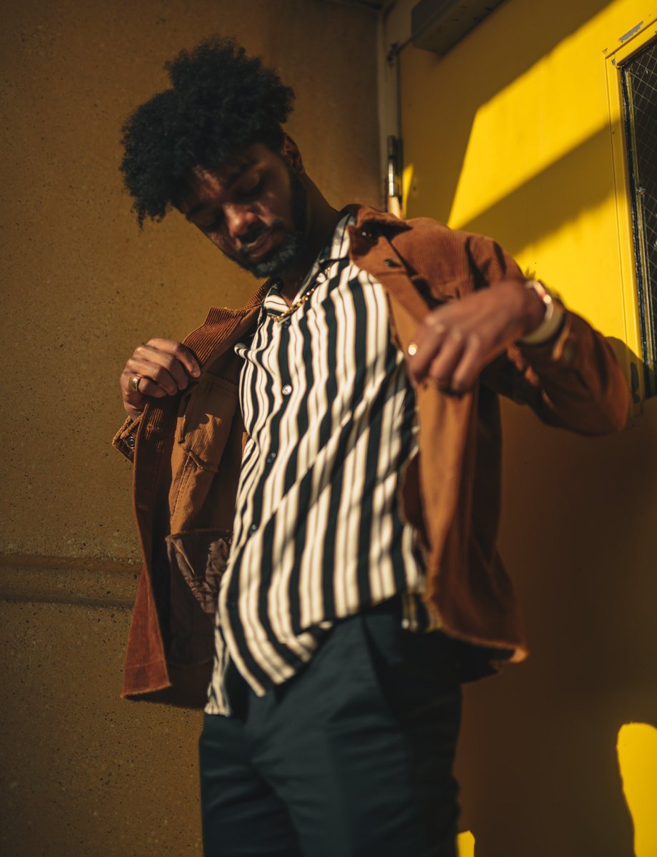 sonderapi's tweet image. Linked up w/ my guy for an Express collaboration and a quick social distancing approved flex 🦋 #expresspartner #expresslife