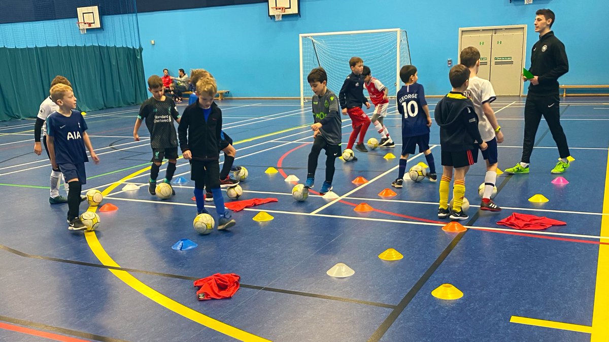 jack_walsh00's tweet photo. @RodrigoB_Sousa @FutsalCristiano Challenge accepted! 🙏🏻Once you have been nominated you have approx 24 hrs to post or donate £20 to charity. Please nominate 4 coaches &amp; post a pic of you coaching. 
@Jonno_Alvarez @jmdelmoral8 @DocarmoH12 @ryanwalsh95 https://t.co/30pmx2VT5h