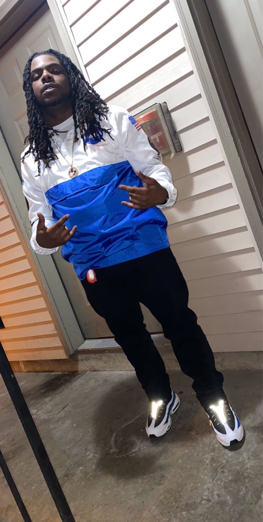Don64Juan's tweet photo. Royal Nigga They Say Imma King W/o a Crown 🤴🏾🖤🦅 #Chapter20 https://t.co/8SSjS3a4J1
