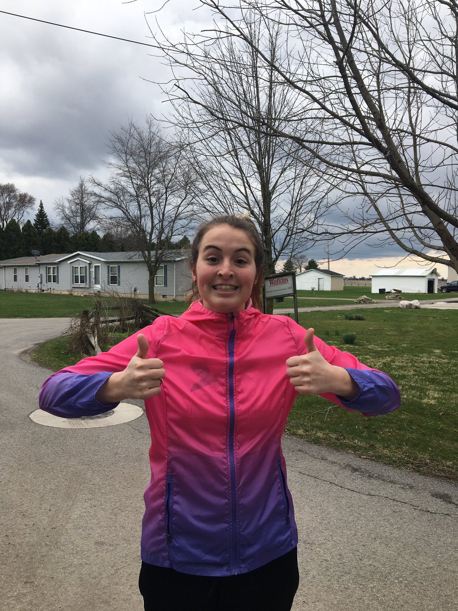 EmilyVargo2's tweet photo. Today I went on a run! Day three of Virtual spirit week! #PHstrong @Mrs_Hartman_PH https://t.co/J0Zj7b4mUY